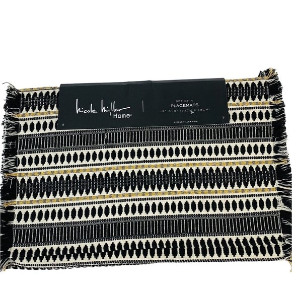 Boho Chic Set Of 4 Nicole Miller Rectangle Placemats Aztec Pattern Fringe Black - Picture 1 of 11